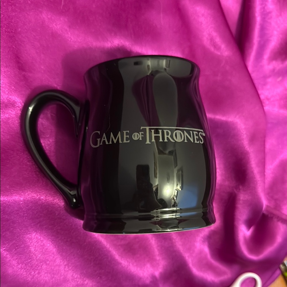 Game of Thrones black mug like new winter is coming stark Black Mug
